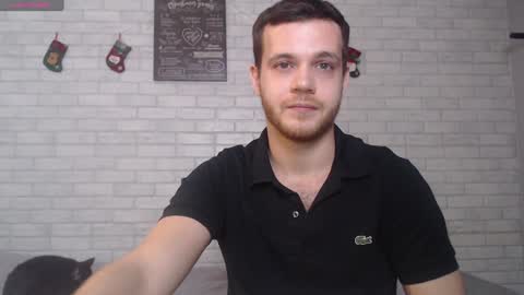 Snapshot of electric_smile chatting on January 7, 8:42 pm Alex online show from January 7, 8:42 pm