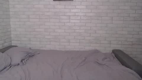 Snapshot of electric_smile chatting on February 25, 2:54 pm Alex online show from February 25, 2:54 pm