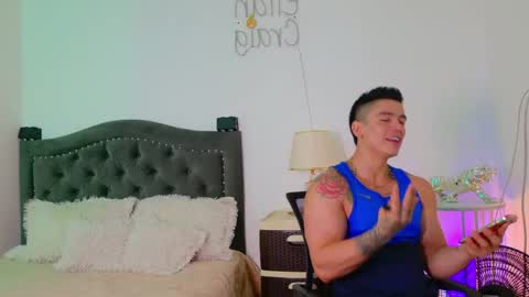 Elian online show from June 9, 8:10 pm
