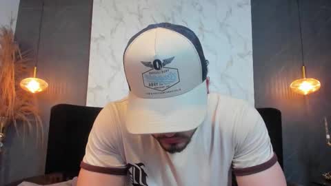 Elian online show from December 3, 12:33 pm