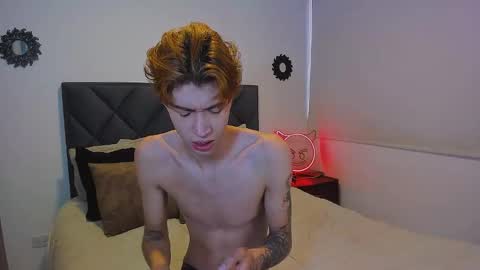 Snapshot of eliann_adam chatting on February 13, 12:11 pm eliann_adam online show from February 13, 12:11 pm