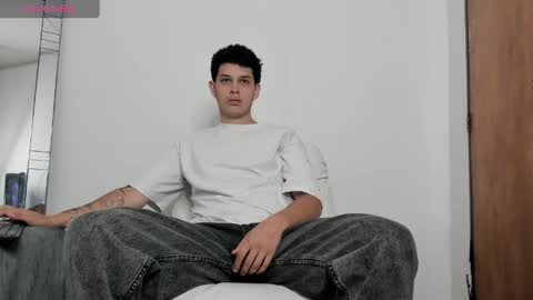 elijah_stoone online show from April 20, 11:46 am