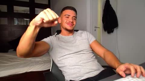 ElijahThorne online show from March 10, 6:52 am