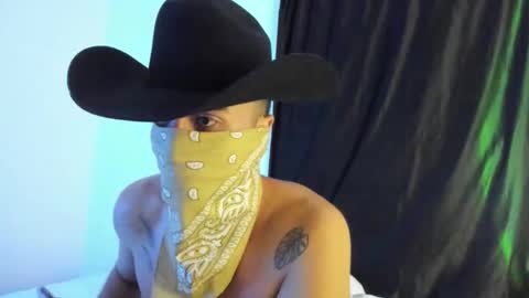 elio_dicaprio online show from November 3, 3:10 am