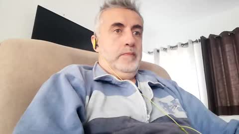 Snapshot of elmejorfvb2 chatting on December 8, 1:58 pm fer online show from December 8, 1:58 pm