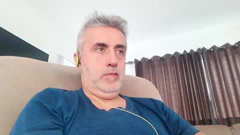 Snapshot of elmejorfvb2 chatting on February 15, 2:44 pm fer online show from February 15, 2:44 pm