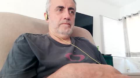 Snapshot of elmejorfvb2 chatting on March 5, 8:23 pm fer online show from March 5, 8:23 pm