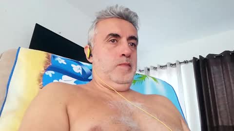 Snapshot of elmejorfvb2 chatting on February 22, 2:16 pm fer online show from February 22, 2:16 pm