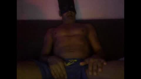 eltripasexy online show from May 7, 4:45 am