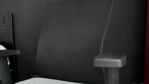 emma online show from October 25, 7:59 pm