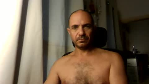 Ariel online show from June 25, 3:20 am