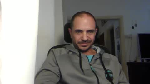 Ariel online show from December 27, 12:23 pm