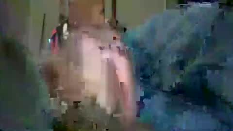 encormoi online show from November 15, 9:00 am