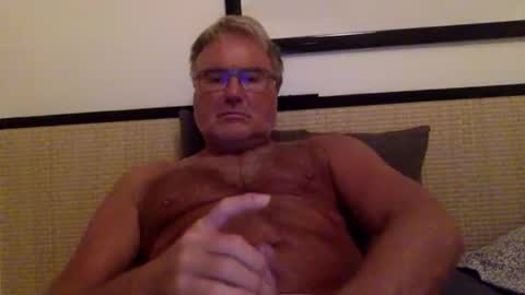 Snapshot of endurado chatting on October 2, 7:40 pm endurado online show from October 2, 7:40 pm