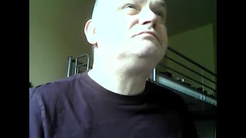 englishguysurrey online show from June 11, 8:56 am