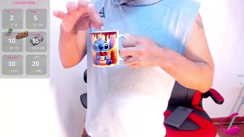 Snapshot of enrique_villa23 chatting on February 9, 1:03 pm enrique online show from February 9, 1:03 pm