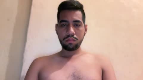 Snapshot of enriquegc197 chatting on December 31, 1:08 pm Enriquegc197 online show from December 31, 1:08 pm