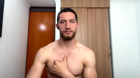 enzo_savage online show from March 3, 7:21 pm