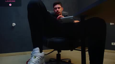 EnzoRace online show from October 31, 7:23 am