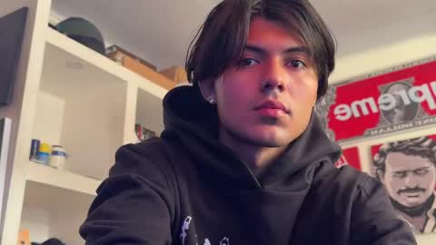 Tht BOSS Eren online show from April 26, 2:03 pm