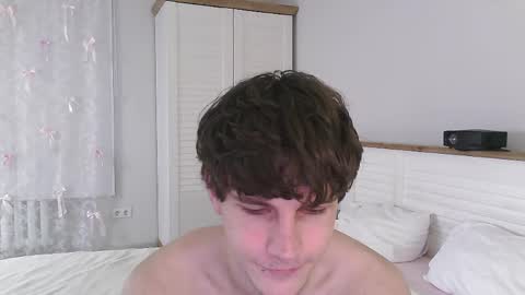 Eric Crush online show from April 20, 3:53 am