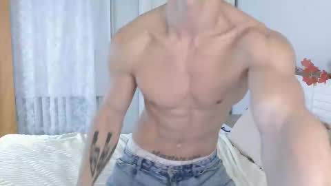 Snapshot of eric_crush chatting on October 15, 3:58 am Eric Crush online show from October 15, 3:58 am