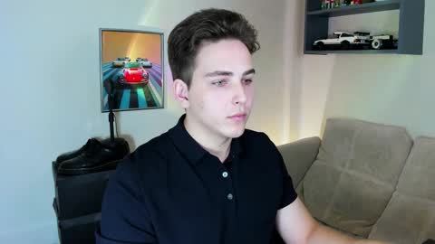 Snapshot of eric_ether chatting on October 2, 4:44 pm Eric online show from October 2, 4:44 pm