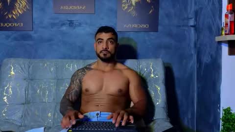 Snapshot of eric_harrison1 chatting on September 28, 9:24 pm Brayan online show from September 28, 9:24 pm