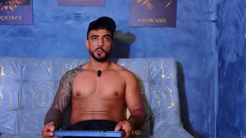 Snapshot of eric_harrison1 chatting on October 10, 2:05 am Brayan online show from October 10, 2:05 am