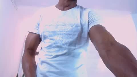 Snapshot of eric_latino chatting on December 8, 7:15 am Eric Latino online show from December 8, 7:15 am