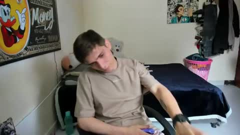 erick_de_rossee online show from August 3, 5:19 pm