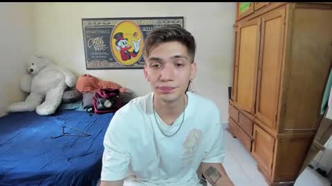 erick_de_rossee online show from March 19, 6:22 pm