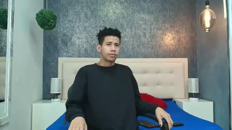   online show from April 8, 12:15 pm