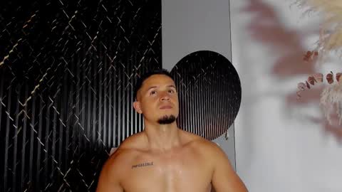 Erick online show from March 7, 2:46 am