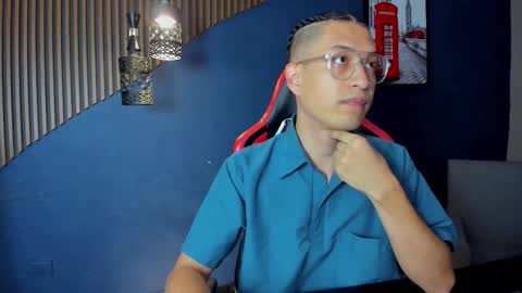 Erick online show from March 9, 2:16 am