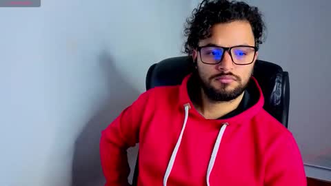 Snapshot of ernesto_rodriguez_82 chatting on October 17, 5:33 am ernesto rodriguez 82 online show from October 17, 5:33 am