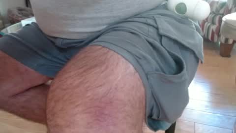 Snapshot of eros2121 chatting on October 16, 8:17 pm eros online show from October 16, 8:17 pm