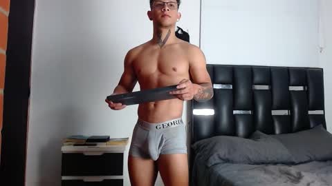 Eros online show from February 13, 11:10 pm