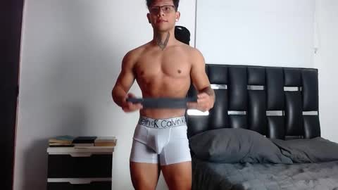 Eros online show from December 19, 2:36 pm