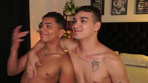 Snapshot of eroswild_ chatting on September 12, 3:39 am Eros Wild online show from September 12, 3:39 am