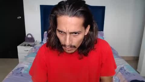 Snapshot of escanor_legendary chatting on December 13, 6:59 pm Scanor online show from December 13, 6:59 pm