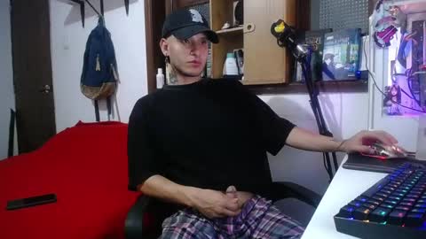 Esteban online show from February 25, 5:30 am