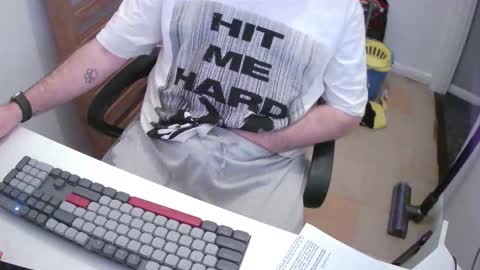 Morph online show from November 4, 9:16 pm