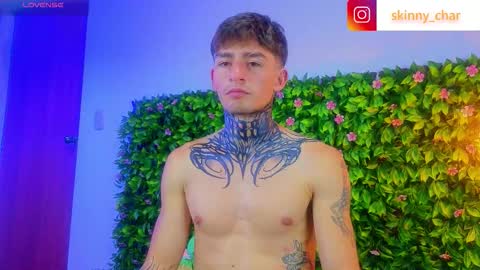 Snapshot of estebanchar_ chatting on October 13, 12:27 am Esteban independent model online show from October 13, 12:27 am