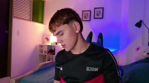 Esteban online show from March 20, 10:41 am