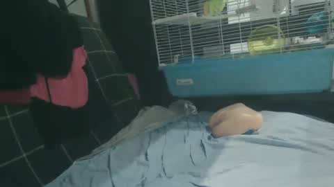 Snapshot of esthelion chatting on October 23, 10:13 pm esthelion online show from October 23, 10:13 pm