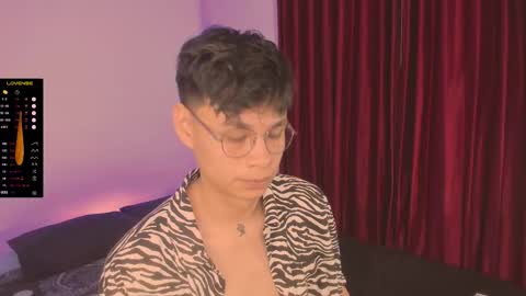 Esteban online show from November 13, 1:32 am