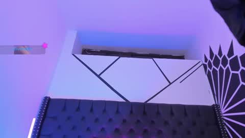 ethaancox online show from October 7, 10:58 pm