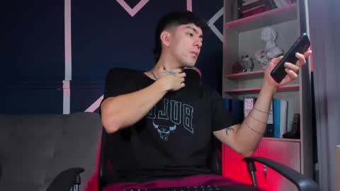 Etham online show from November 19, 12:38 pm