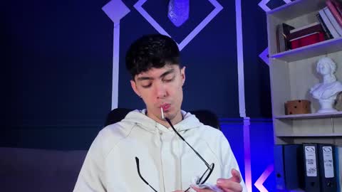 Etham online show from September 19, 1:00 pm